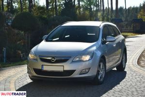 Opel Astra 2012 1.7 110 KM