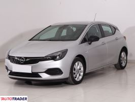 Opel Astra 2021 1.2 143 KM