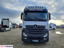 Mercedes Actros