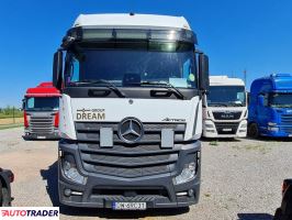 Mercedes 1851 Actros