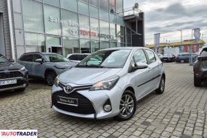 Toyota Yaris 2014 1.3 99 KM