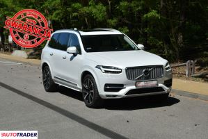 Volvo XC90 2018 2.0 235 KM