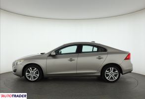 Volvo S60 2011 2.0 160 KM
