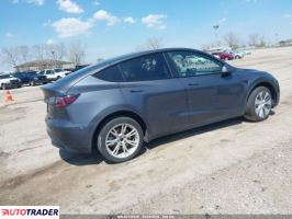 Tesla Model Y 2022 Tesla Model Y 2022