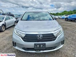 Honda Odyssey 2021 3