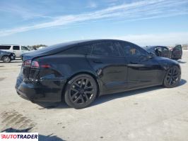 Tesla Model S 2023