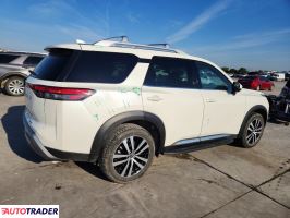 Nissan Pathfinder 2023 3