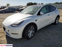 Tesla Model Y 2022 Tesla Model Y 2022