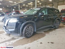 Nissan Pathfinder 2022 3