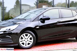 Opel Astra 2018 1.4 128 KM