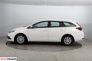 Toyota Auris 2016 1.4 88 KM