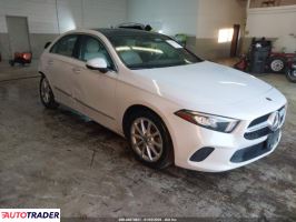 Mercedes 220 - zobacz ofertę