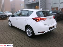 Toyota Auris 2018 1.6 132 KM