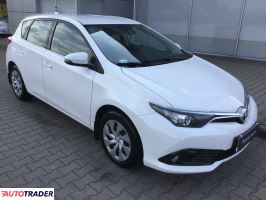 Toyota Auris 2016 1.6 132 KM Toyota Auris 2016 1.6 132 KM