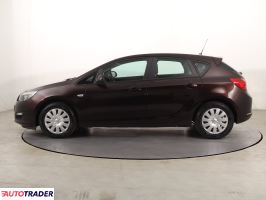Opel Astra 2015 1.6 113 KM