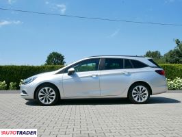 Opel Astra 2018 1.0 105 KM
