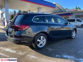 Opel Astra 2013 1.4 140 KM