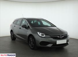 Opel Astra 2019 1.2 108 KM