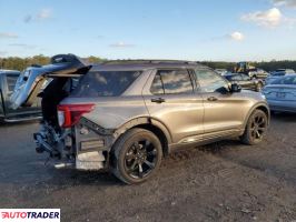 Ford Explorer 2022 2