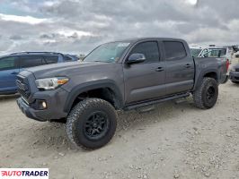 Toyota Tacoma 2019 3