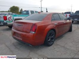 Chrysler 300C 2021 3