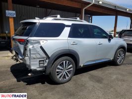 Nissan Pathfinder 2022 3