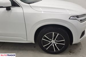 Volvo XC90 2022 2.0 235 KM