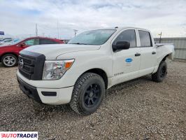 Nissan Titan 2021 5
