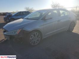 Hyundai Elantra - zobacz ofertę