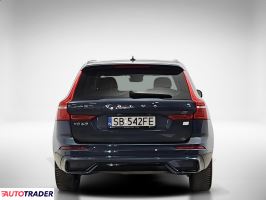 Volvo XC60 2023 2.0 253 KM