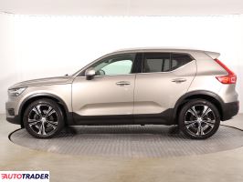 Volvo XC40 2019 2.0 187 KM