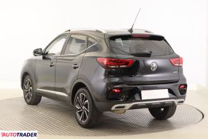MG ZS 2022 1.5 104 KM