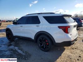 Ford Explorer 2022 3