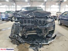 Jeep Cherokee 2025 3