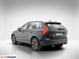 Volvo XC60 2022 2.0 197 KM