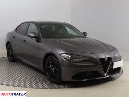 Alfa Romeo Giulia 2019 2.0 197 KM