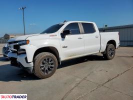 Chevrolet Silverado 2021 3