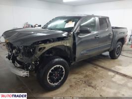 Toyota Tacoma 2025 2