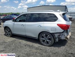 Nissan Pathfinder 2020 3