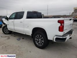 Chevrolet Silverado 2020 3