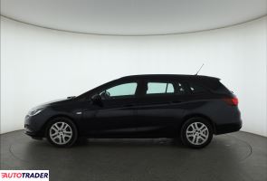 Opel Astra 2019 1.6 108 KM