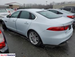 Jaguar XF 2018 3