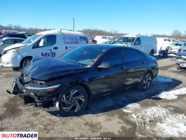 Hyundai Elantra 2025 2