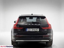 Volvo V60 Cross Country 2023 2.0 250 KM