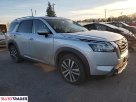 Nissan Pathfinder 2023 3