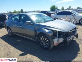 Nissan Altima - zobacz ofertę