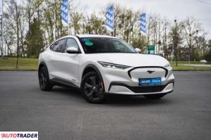 Ford Mustang 2021 296 KM