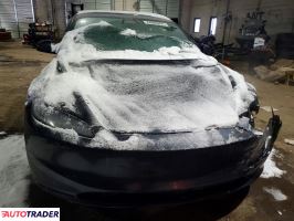 Tesla Model 3 2025