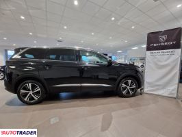 Peugeot 5008 2018 1.5 130 KM