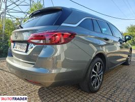 Opel Astra 2016 1.4 150 KM